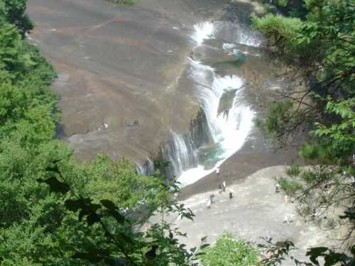 吹割の滝